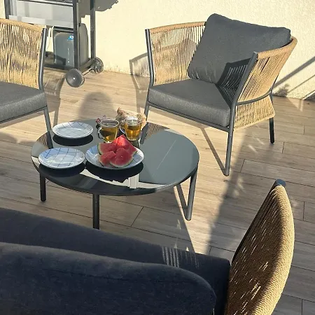 Appartamento Porticcio, 2 To 6 People, 3 Bedrooms, Terrace, Beach, Restaurant *